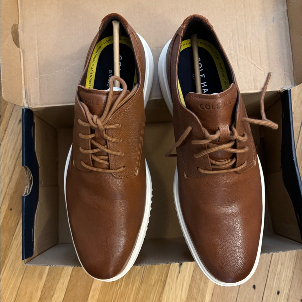 New Cole Haan size 10.5